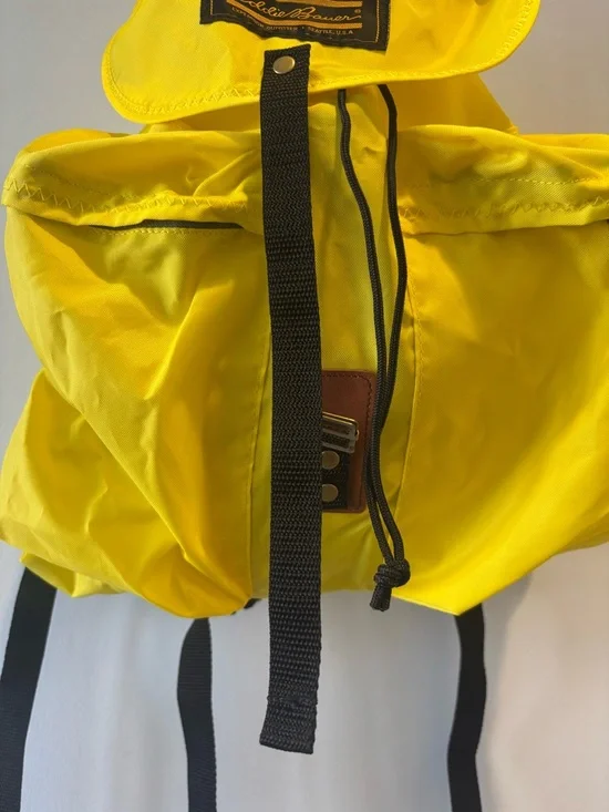 Eddie Bauer Yellow Nylon Daypack Backpack Lightweight Adjustable Straps Hiking - Picture 3 of 11